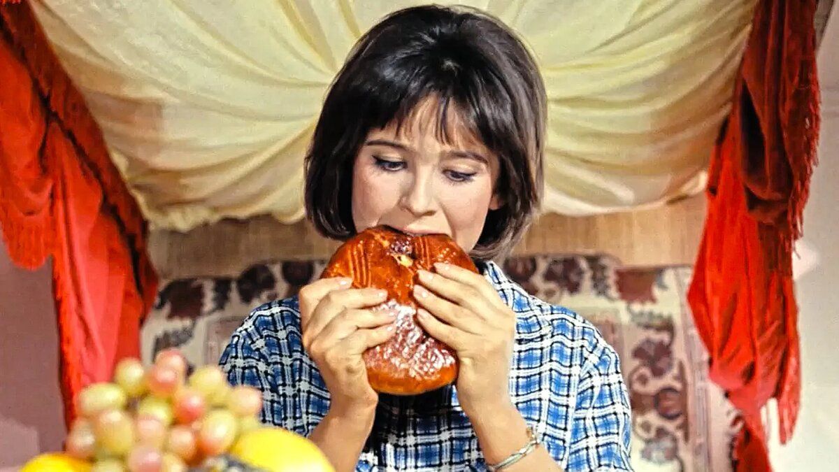 Как Нина из «Кавказской пленницы» вдохновила на создание кулинарной легенды кята