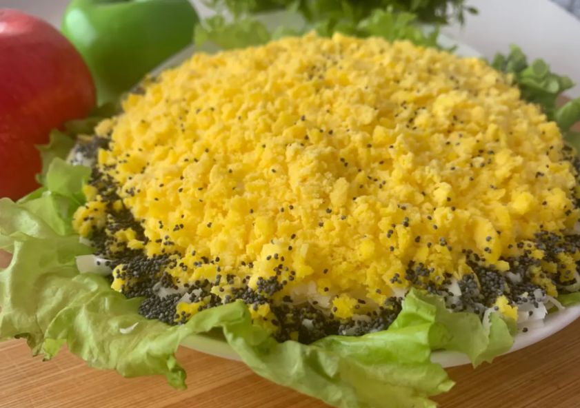 Салат "Хит застолья": обязательный атрибут Новогоднего меню