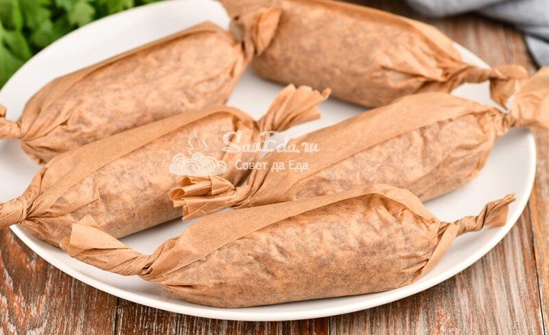 Как запечь мясо в пергаменте: два простых и вкусных рецепта