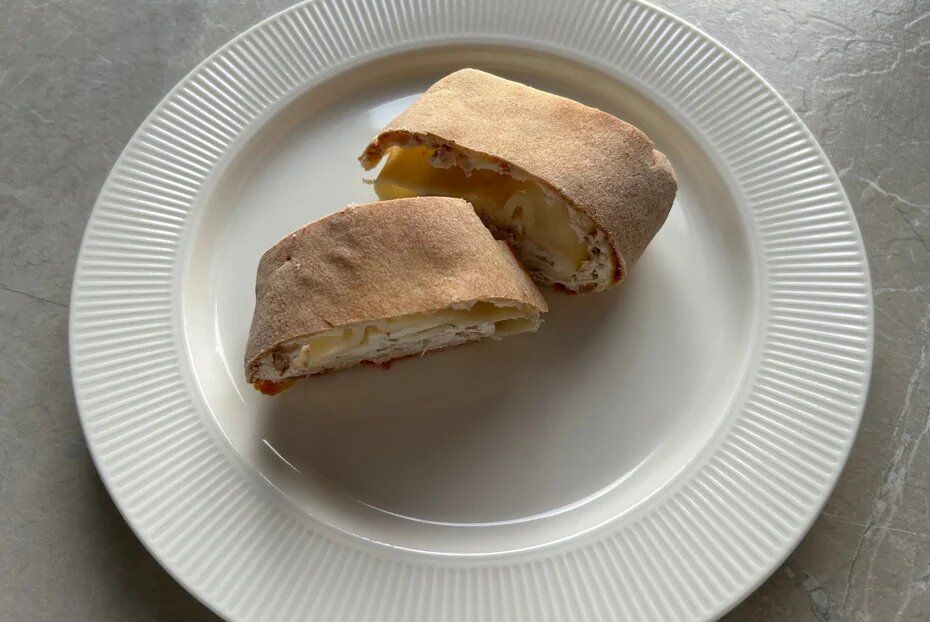 Восточная сладость: секреты быстрого творожного штруделя