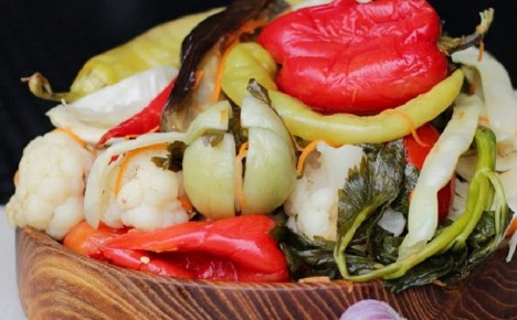 Овощное ассорти за три дня: быстрая закуска со вкусом лета и праздника