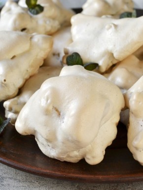 Нежное безе, которое покоряет с первого укуса