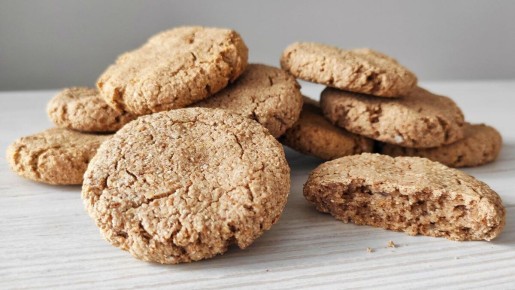 Нежное овсяное печенье без сахара и глютена