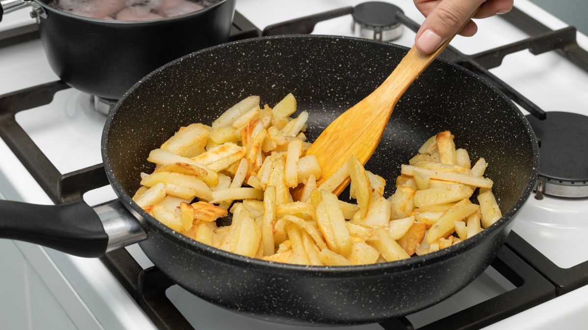 Секреты идеального жареного картофеля: как удивить своих гостей