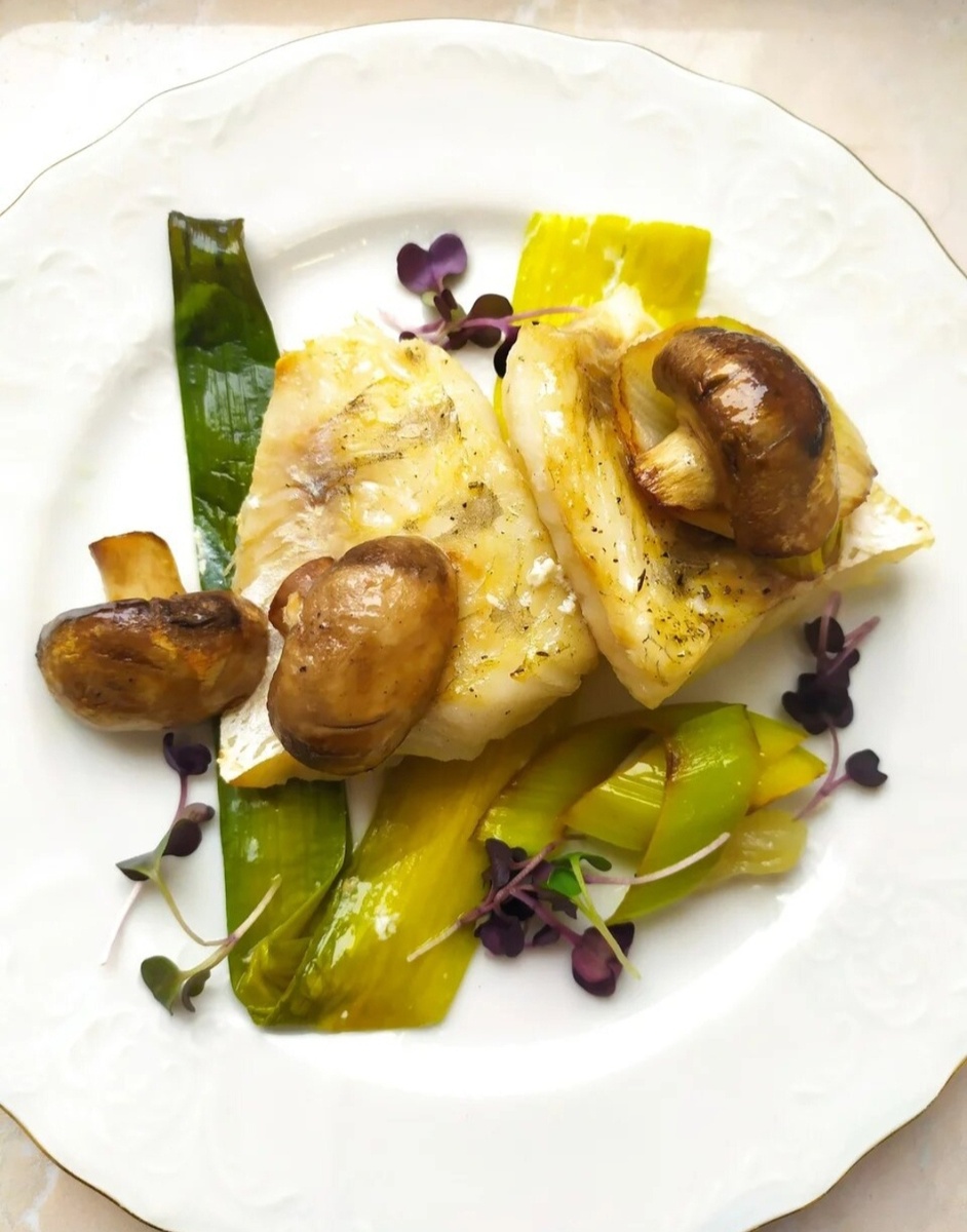 Праздничное блюдо к Рождеству: судак с картошкой