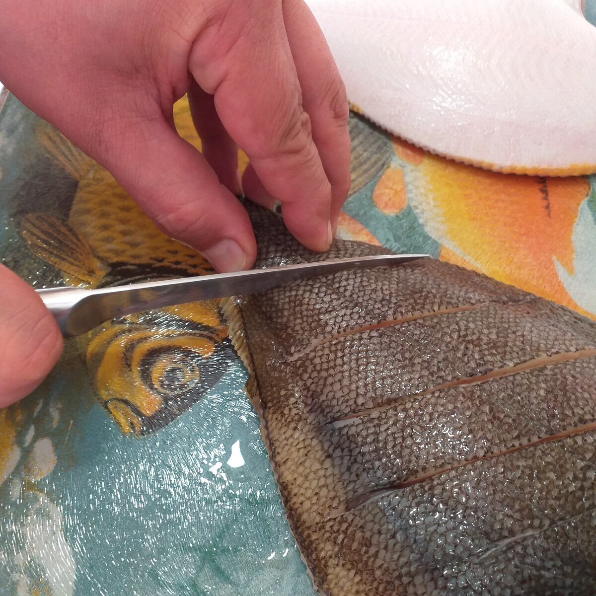 Запеченная камбала с кунжутом: просто, вкусно и без соли