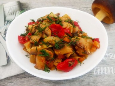 Тушеные овощи с шампиньонами: быстро и вкусно