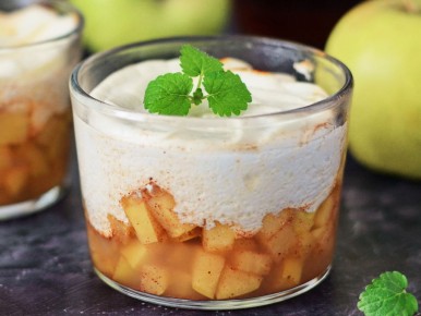 Нежный десерт с яблоками и творогом: без угрызений совести