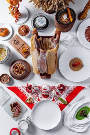 Новый гастрономический сет в «Twins Garden»: Путь через историю России