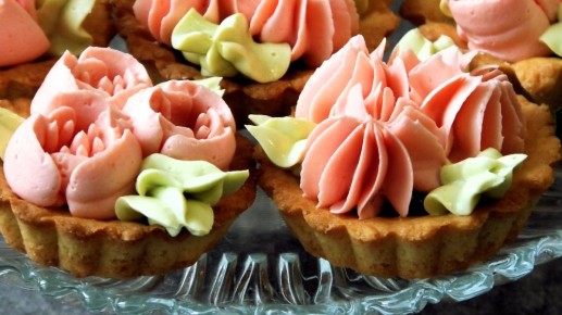 Ностальгия во вкусе: секреты песочных корзиночек