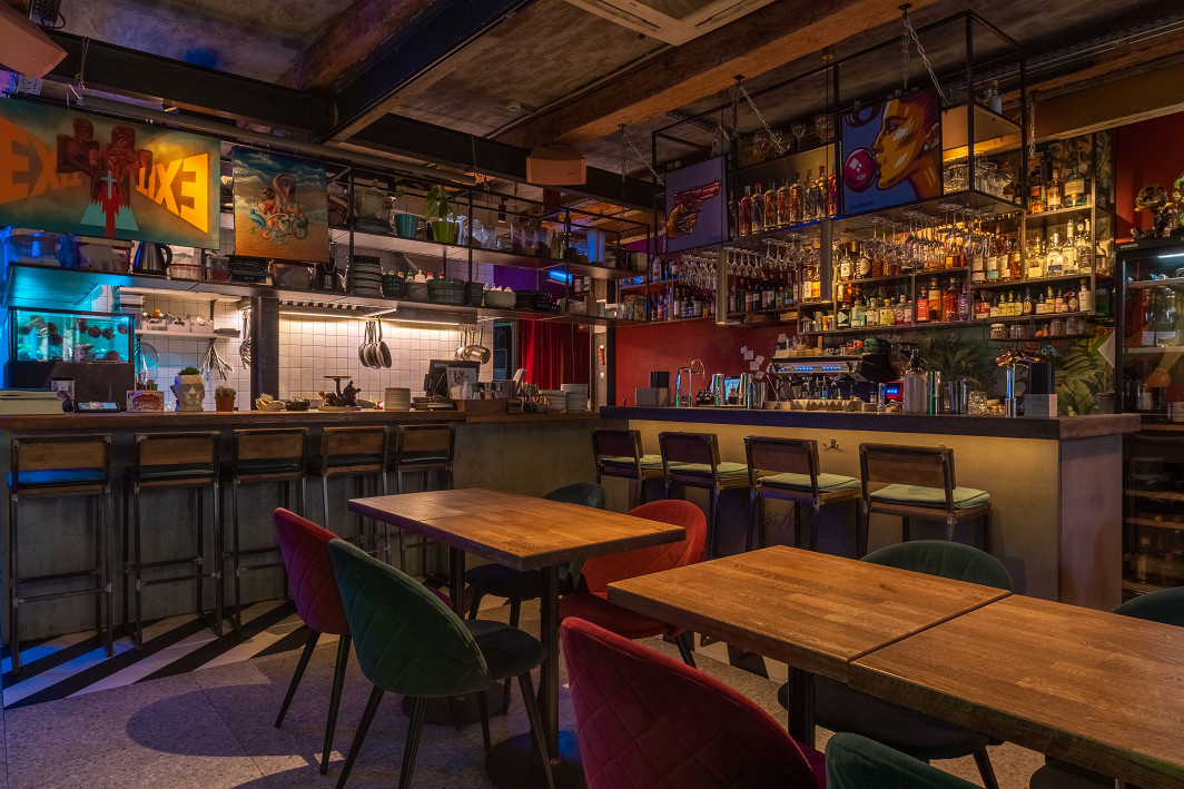 Новый взгляд на атмосферу: ремонт арт-гастро бара в центре Москвы