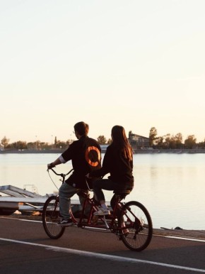 �� ����� ������ ��� ����������: ������������ � ������ ��������