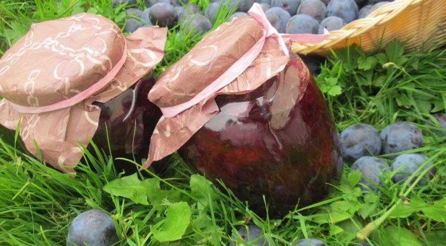 Ароматное сливовое варенье с пряностями в вине: уникальный рецепт