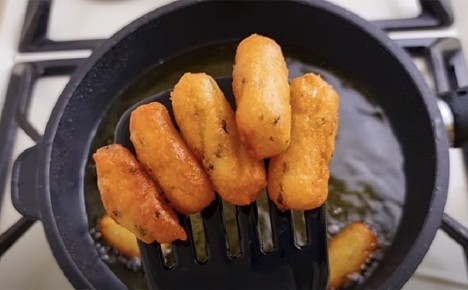 Кулинарные эксперименты: картофельные сосиски, которые удивят всех