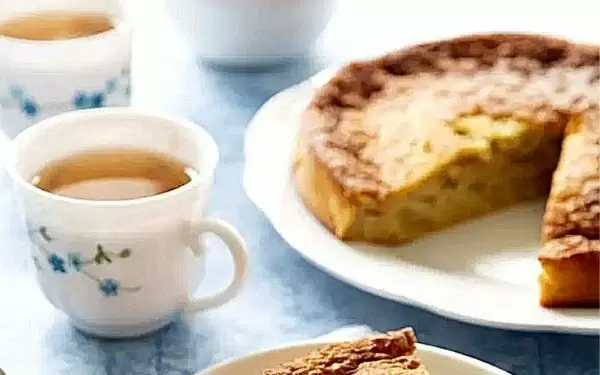 Необычный грушевый пирог с миндалем — ваш осенний фаворит