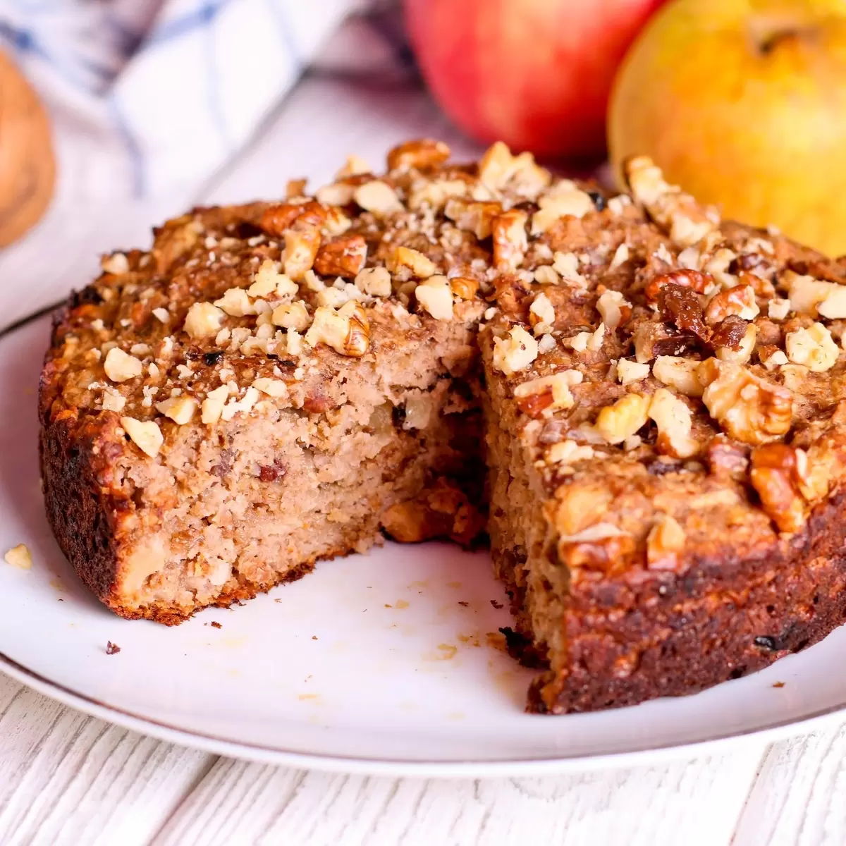 Нежный яблочный пирог без сахара: вкусно и полезно