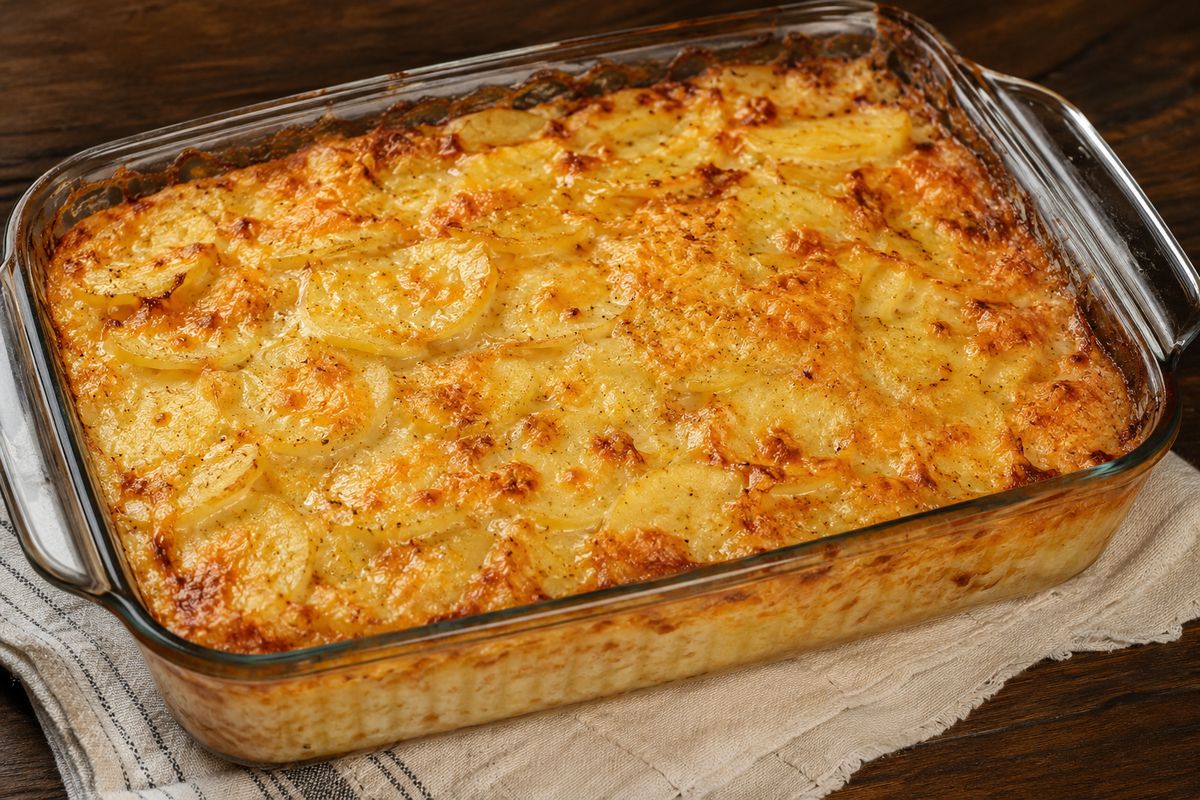 Как приготовить вкуснейшую картофельную запеканку с сыром